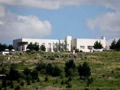 Elegance Hotel