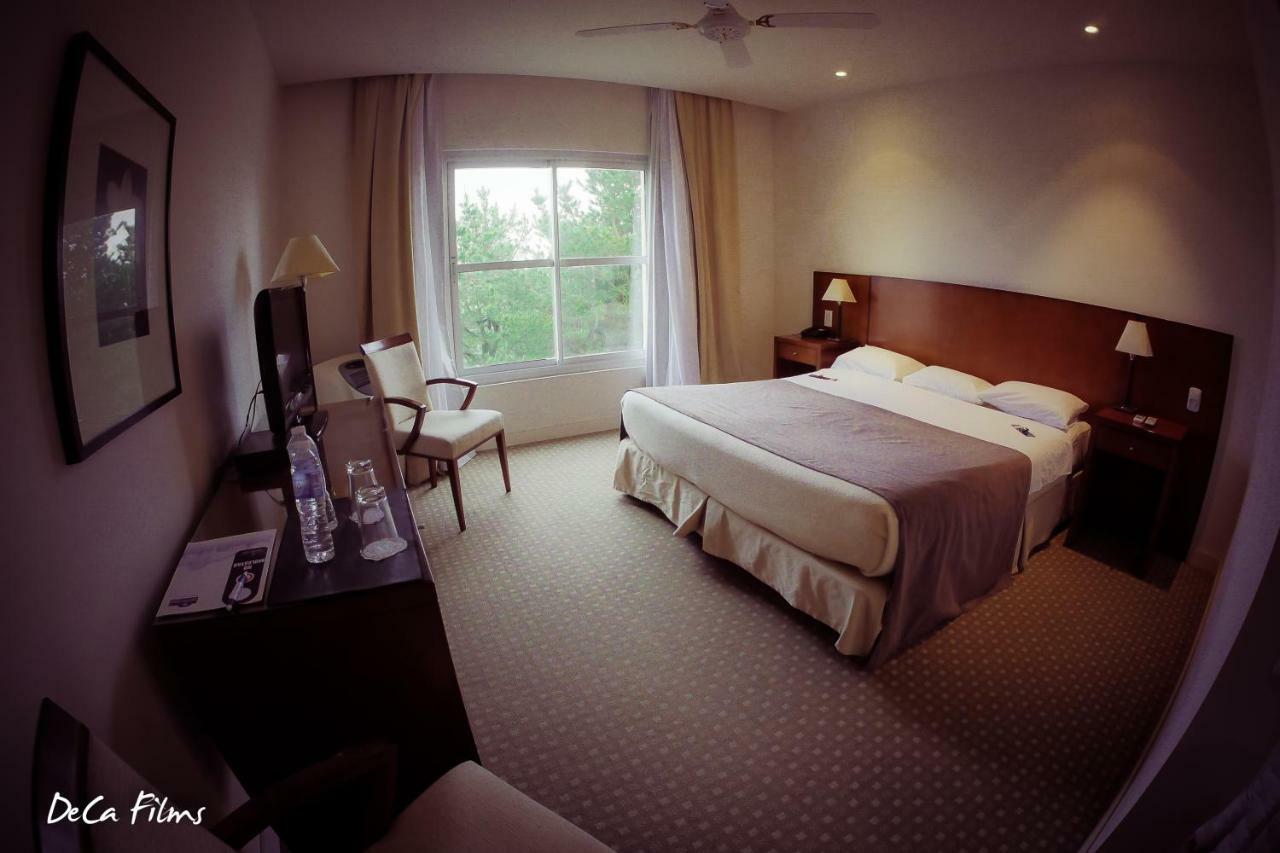 Elegance Hotel 4*